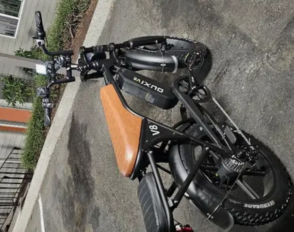 Removable battery close-up
